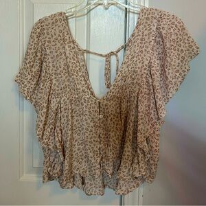 Washed out White and tan large blouse
